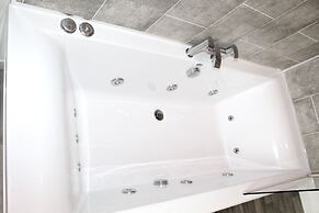 Reads Luxury Apartments