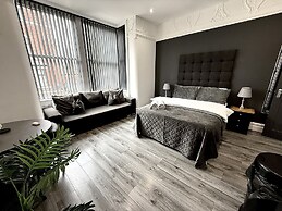 Reads Luxury Apartments