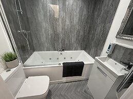 Reads Luxury Apartments