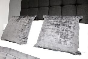 Reads Luxury Apartments