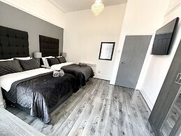 Reads Luxury Apartments