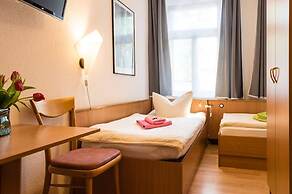 Pension an der Pillnitzer Schlossfaehre