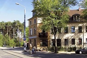 Pension an der Pillnitzer Schlossfaehre
