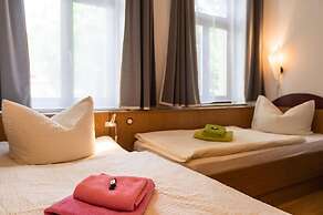 Pension an der Pillnitzer Schlossfaehre