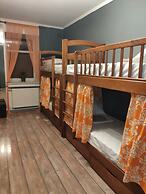 Friends Forever - Hostel