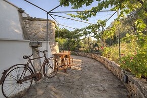 Trullo del Falegname Ostuni by Typney