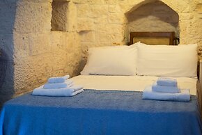 Trullo del Falegname Ostuni by Typney