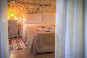 La Lamia 1864 Ostuni by Typney