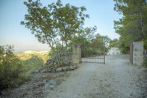 La Lamia 1864 Ostuni by Typney