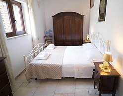 Trullo Paan Pascarosa Ostuni by Typney