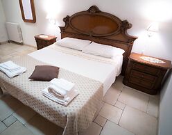 Trullo Paan Pascarosa Ostuni by Typney