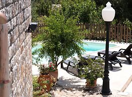 Trullo Paan Pascarosa Ostuni by Typney