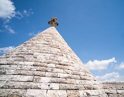 Trullo Paan Pascarosa Ostuni by Typney