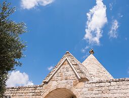 Trullo Paan Pascarosa Ostuni by Typney