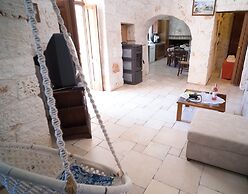 Trullo Paan Pascarosa Ostuni by Typney