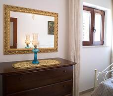 Trullo Paan Pascarosa Ostuni by Typney