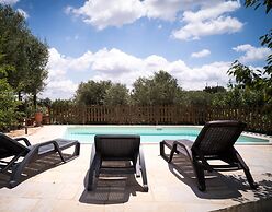 Trullo Paan Pascarosa Ostuni by Typney