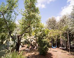 Trullo Paan Pascarosa Ostuni by Typney