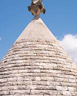 Trullo Paan Pascarosa Ostuni by Typney