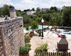 Trullo Paan Pascarosa Ostuni by Typney