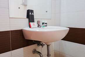 Homey Studio Apartment at Margonda Residence 3