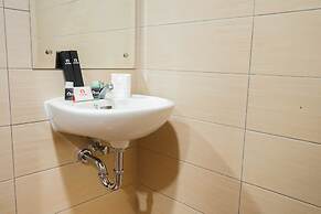 Modern Studio at Margonda Residence 5