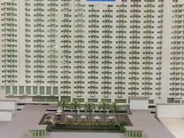 Best Location Studio Park View Condominium Apartment