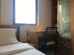 Cozy 2BR Apartment At Majesty Near Maranatha University