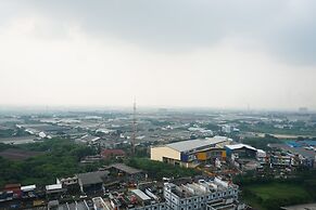 Best Homey Studio at The Oasis Apartment