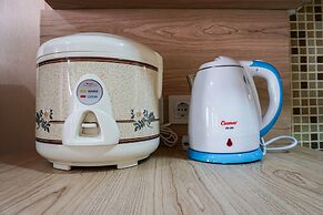 Best Homey Studio at The Oasis Apartment