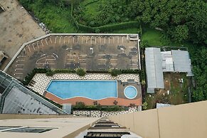 Best Homey Studio at The Oasis Apartment