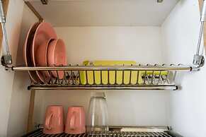 Best Homey Studio at The Oasis Apartment