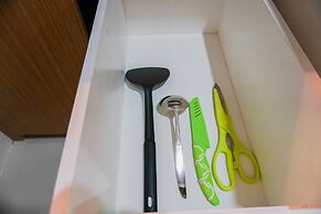 Elegant New Studio The Oasis Apartment