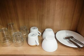 Modern Studio @ Mustika Golf Apartment