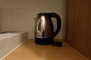 Comfy Studio Mustika Golf Apartment