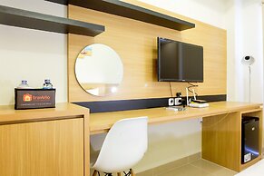 Comfy Studio Mustika Golf Apartment