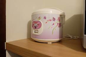 Comfy Studio Mustika Golf Apartment