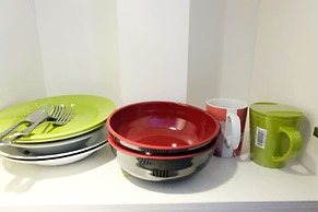 Comfy Studio Woodland Park Residence Apartment