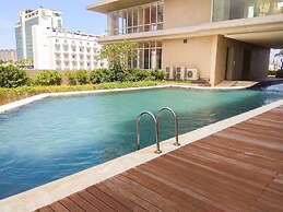 Exclusive 2BR Apartment at Elpis Residence