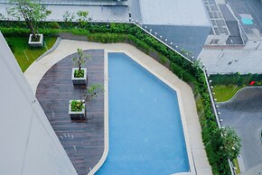 Exclusive 2BR Apartment at Elpis Residence