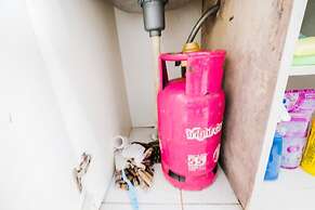 Homey 2BR Apartment at Paragon Village