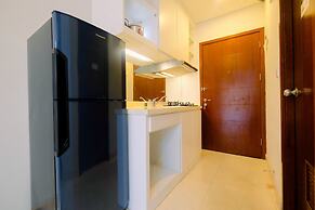 Best Emerald Studio Room Apartment at Capitol Park Residence