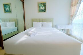 Best Emerald Studio Room Apartment at Capitol Park Residence