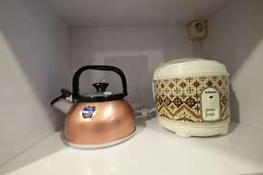 Best Price Studio Apartment at Capitol Park Residence