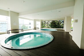 Best Price Studio Apartment at Capitol Park Residence