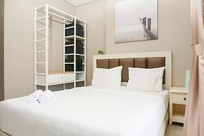 Comfy Studio Ciputra International Apartment