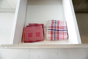 Comfy Studio Ciputra International Apartment