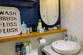 Modern and Stylish 2BR Pakubuwono Terrace Apartment