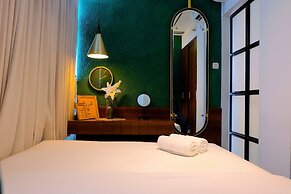 Modern and Stylish 2BR Pakubuwono Terrace Apartment