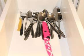 Vintage 2BR Apartment at Grand Kamala Lagoon